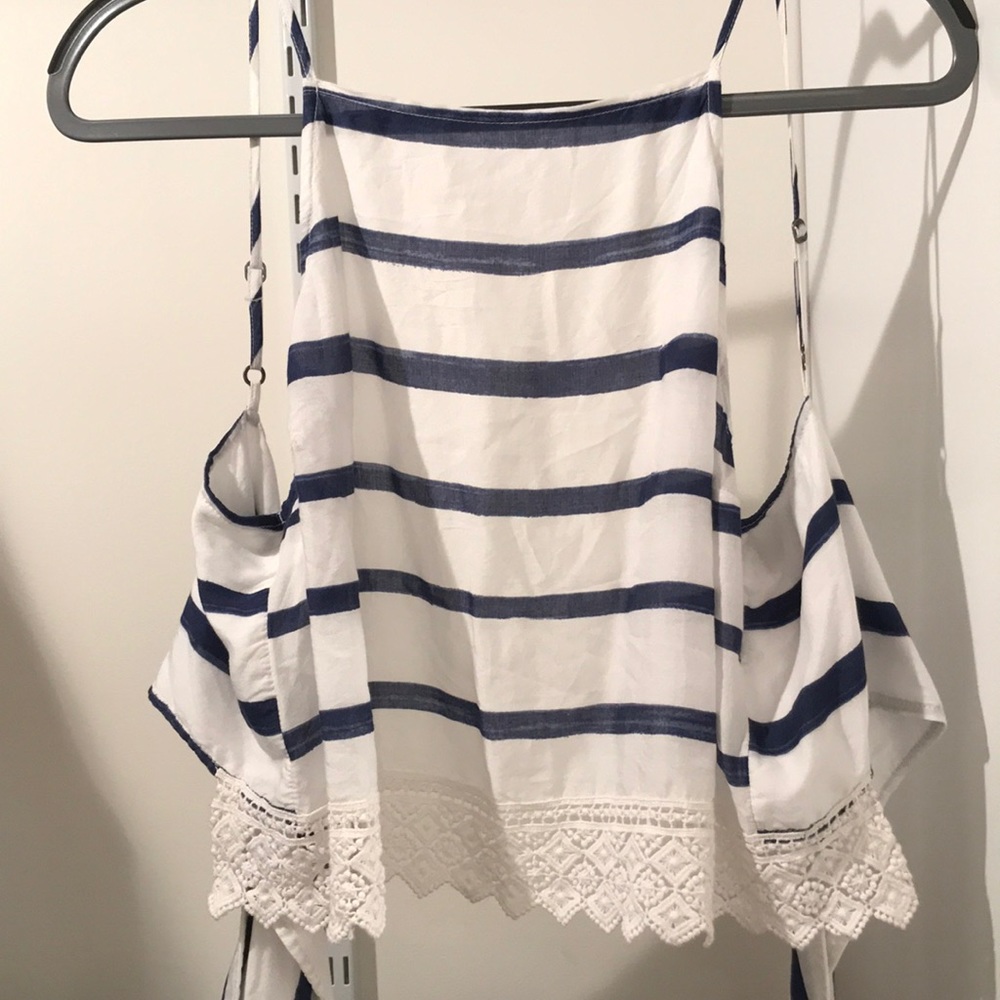 Abercrombie & Fitch Crop Top